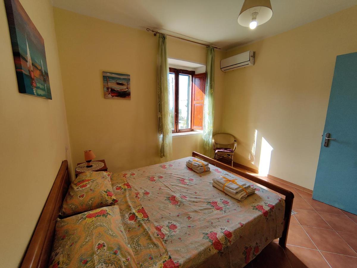 Casa Spezzara Villa Santa Domenica  Exteriör bild