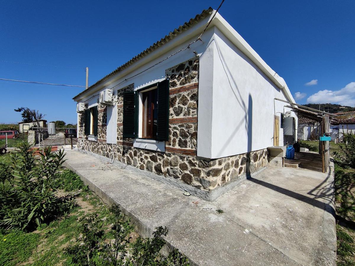 Casa Spezzara Villa Santa Domenica  Exteriör bild