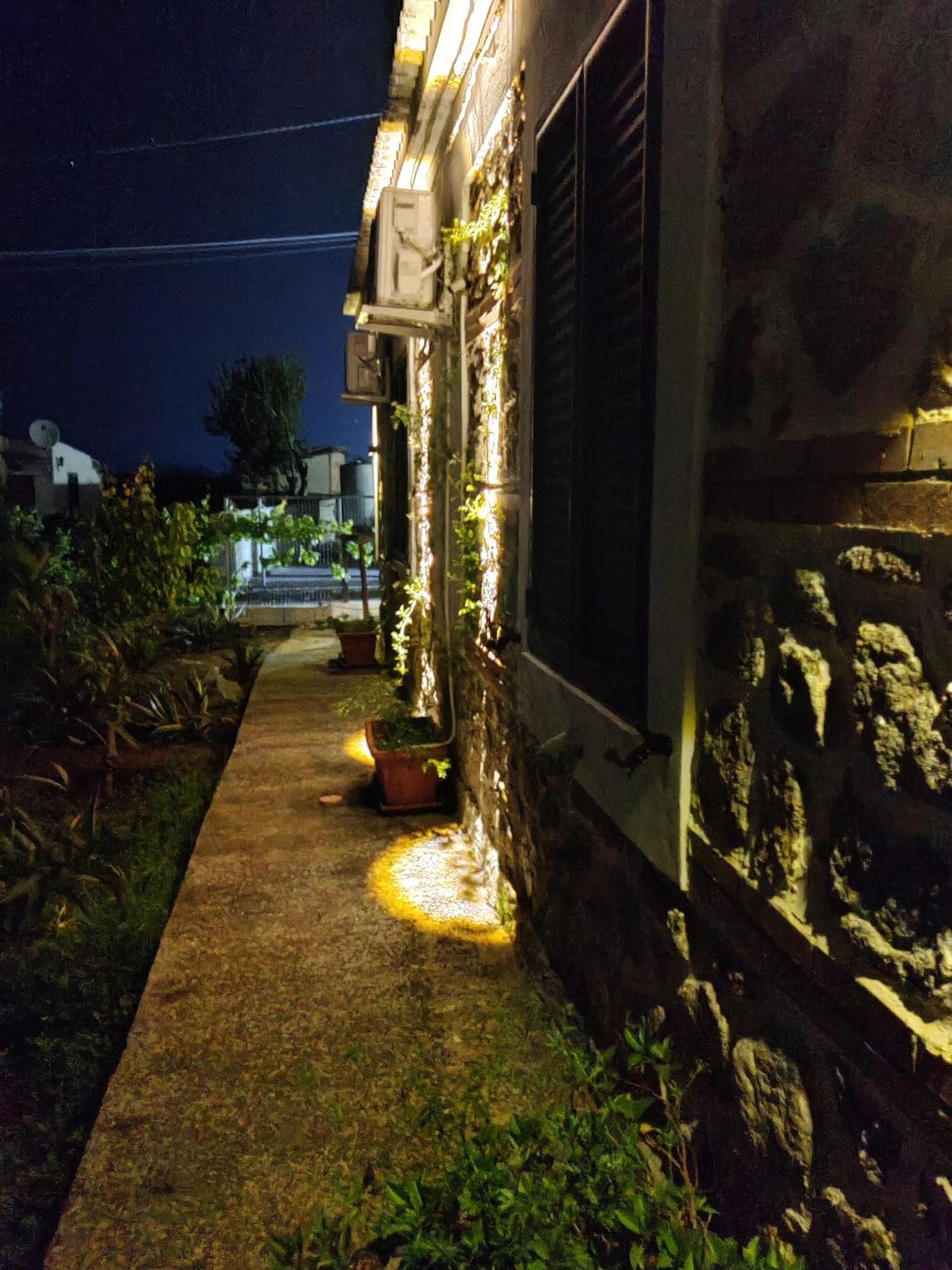 Casa Spezzara Villa Santa Domenica  Exteriör bild